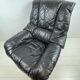 Fauteuil italien en cuir vintage noir