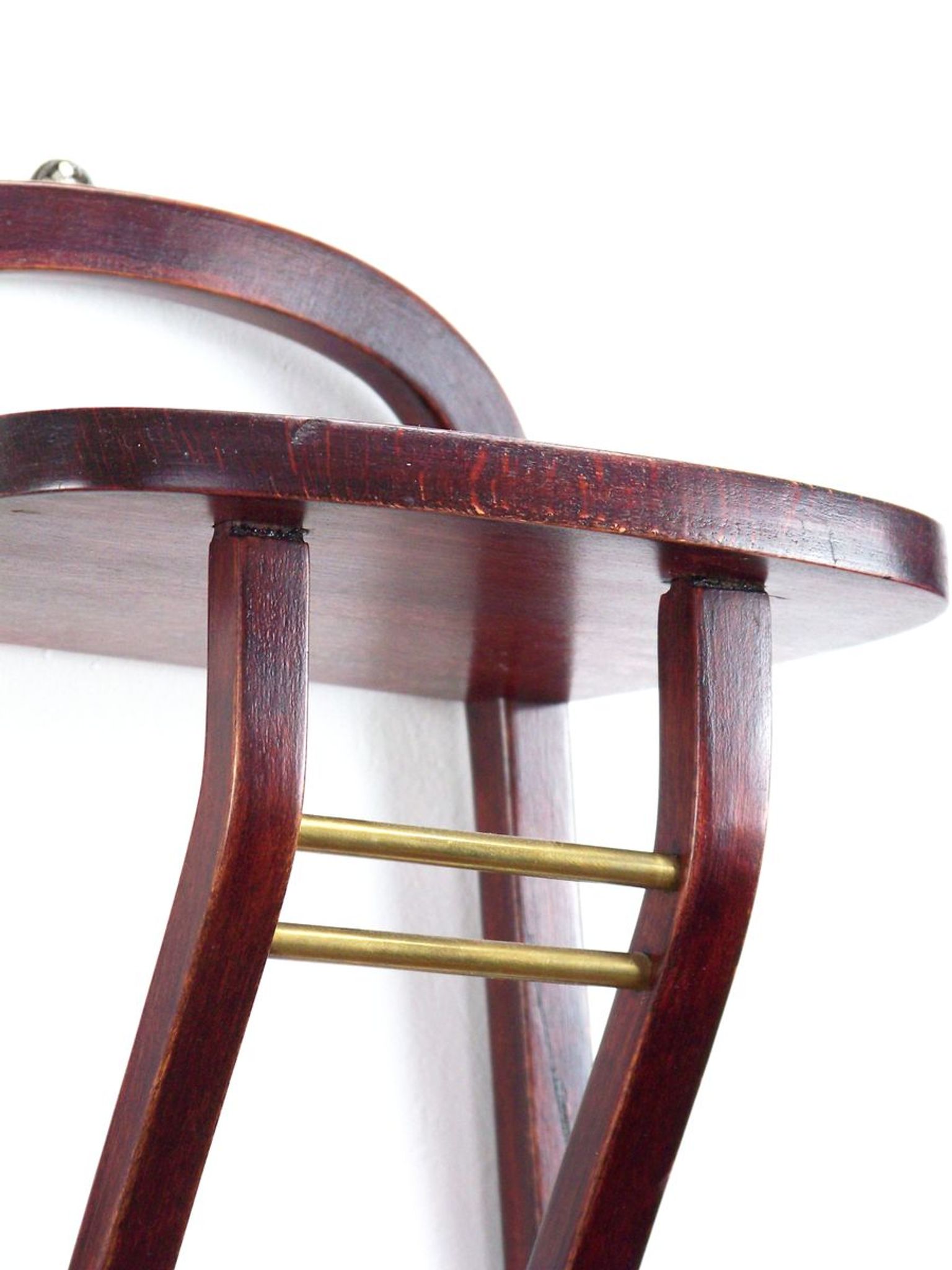 Étagère No. 59 par Thonet fabriqué par Bistritz