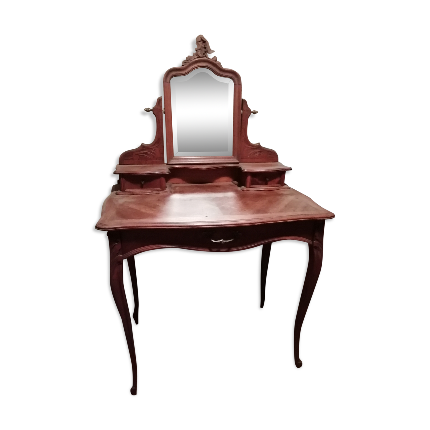 Dressing table