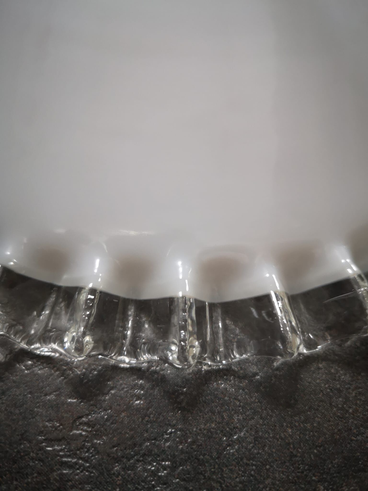 Suspension / lampshade opaline white toothed Art Deco 1930 TBE Ø 26 cm