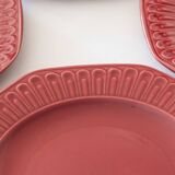 4 flat plates red ruby relief Art Decoo