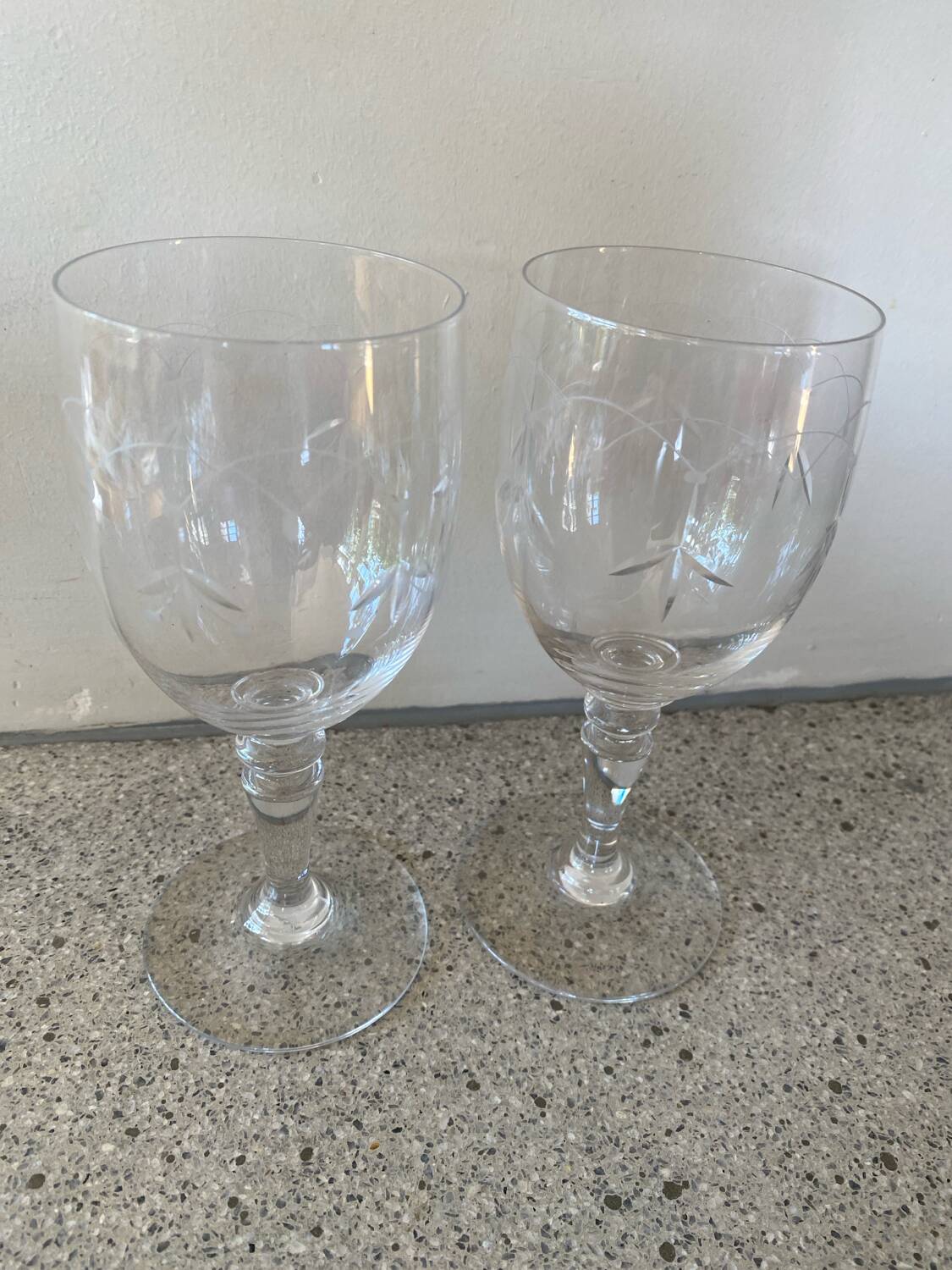 2 crystal wine glasses