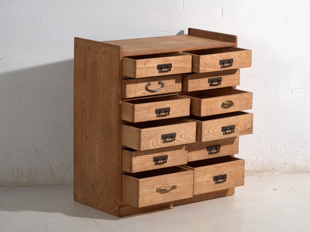 Antique Japanese multi-drawer furniture (Hikidashi-Dansu) – Taishō / Shōwa period – circa 1920-1940
