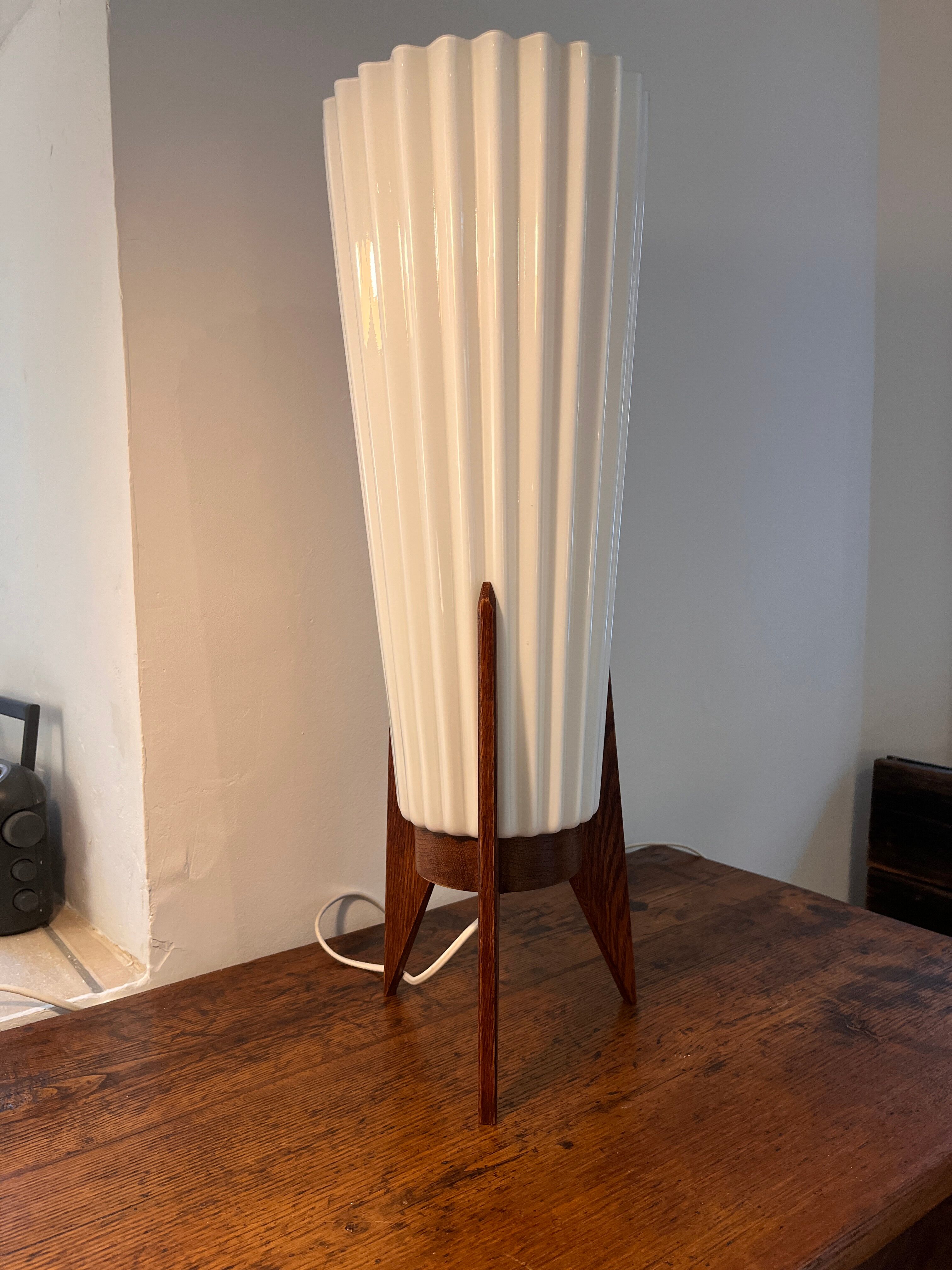 Lampe tripode scandinave design  années 70/80