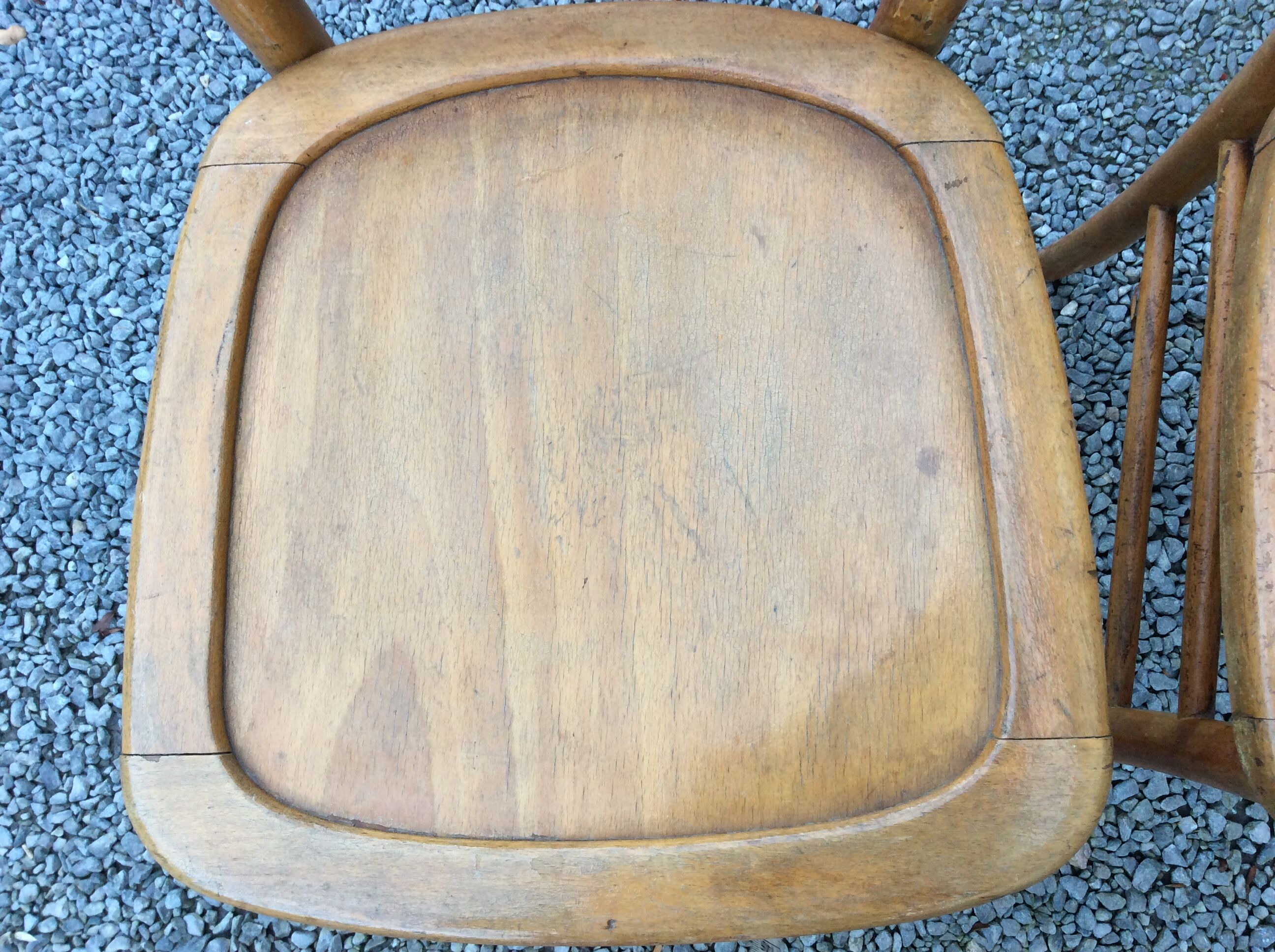 Paire de chaises de bistrot