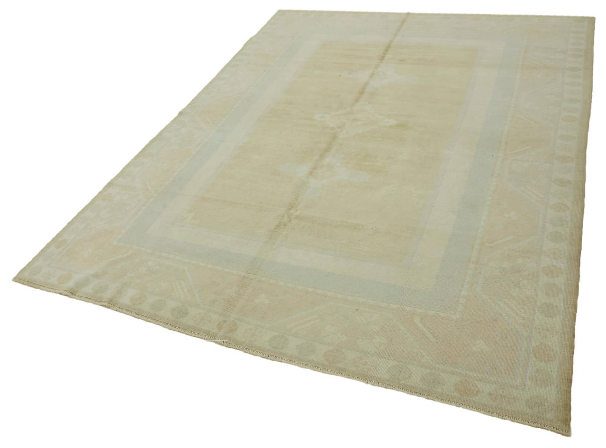 Turkish Vintage Anatolian Rug 201 cm x 283 cm