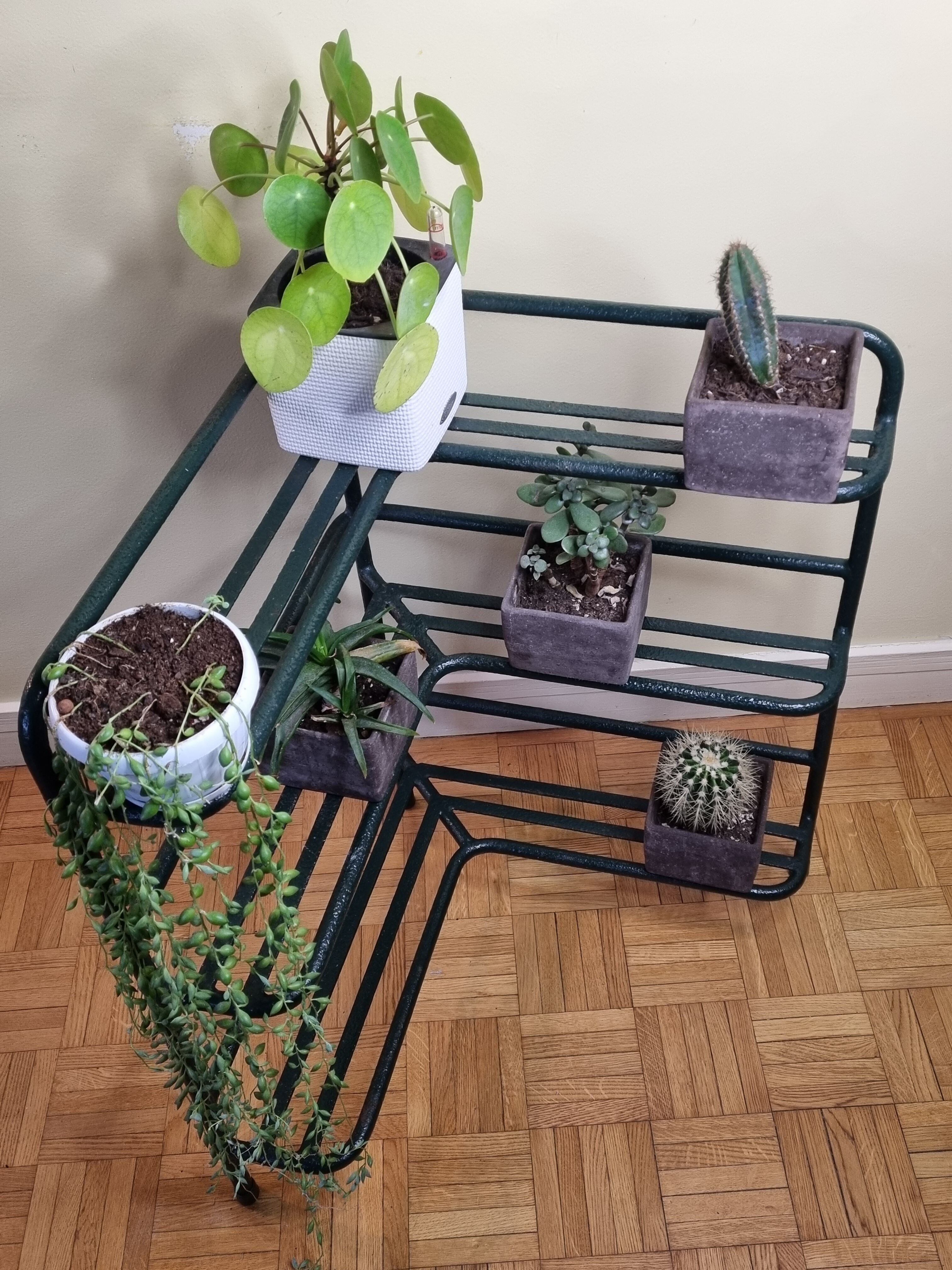 Welded tubular metal corner planter, three-storey, 70 cm