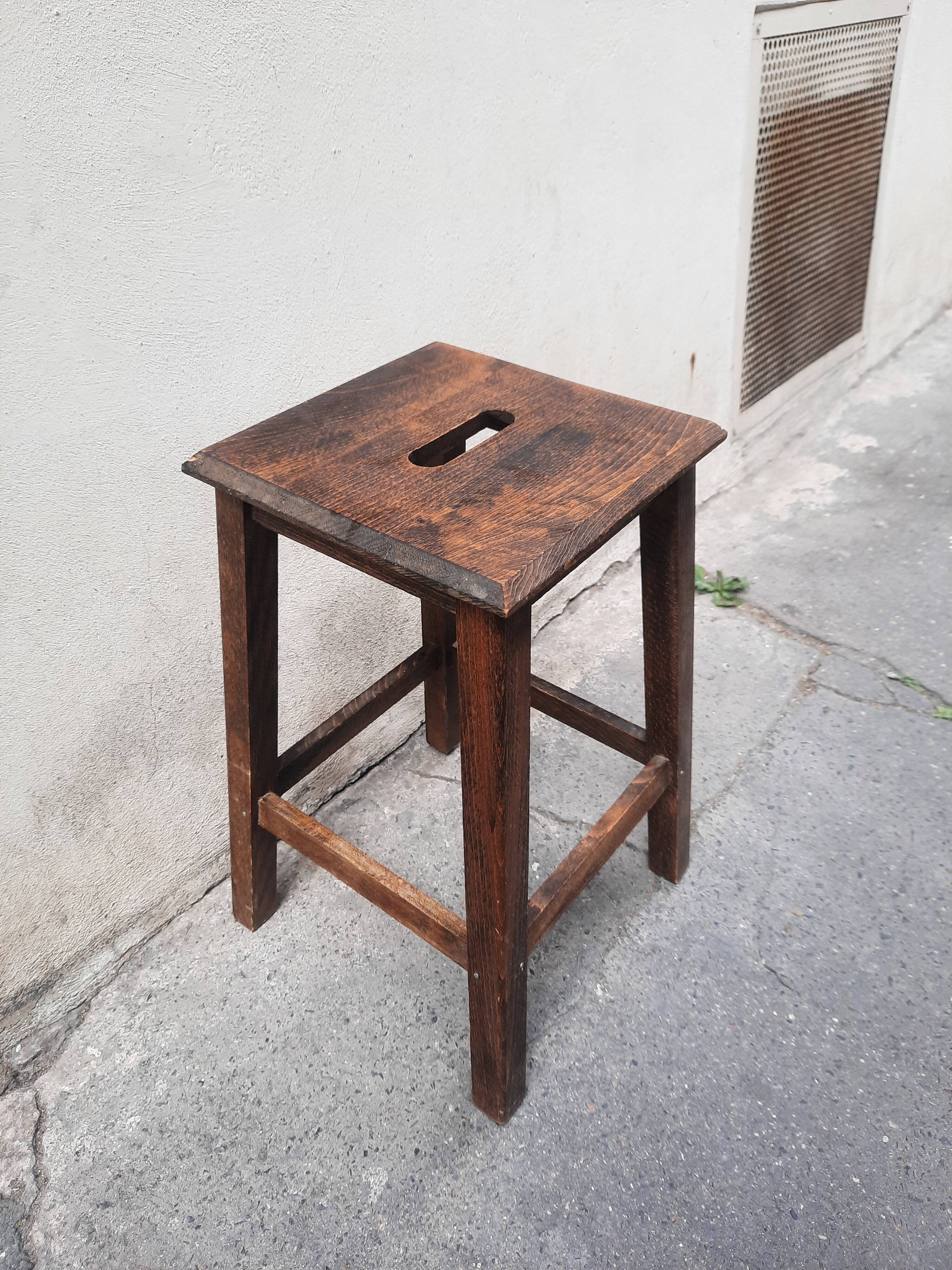 Workshop stool
