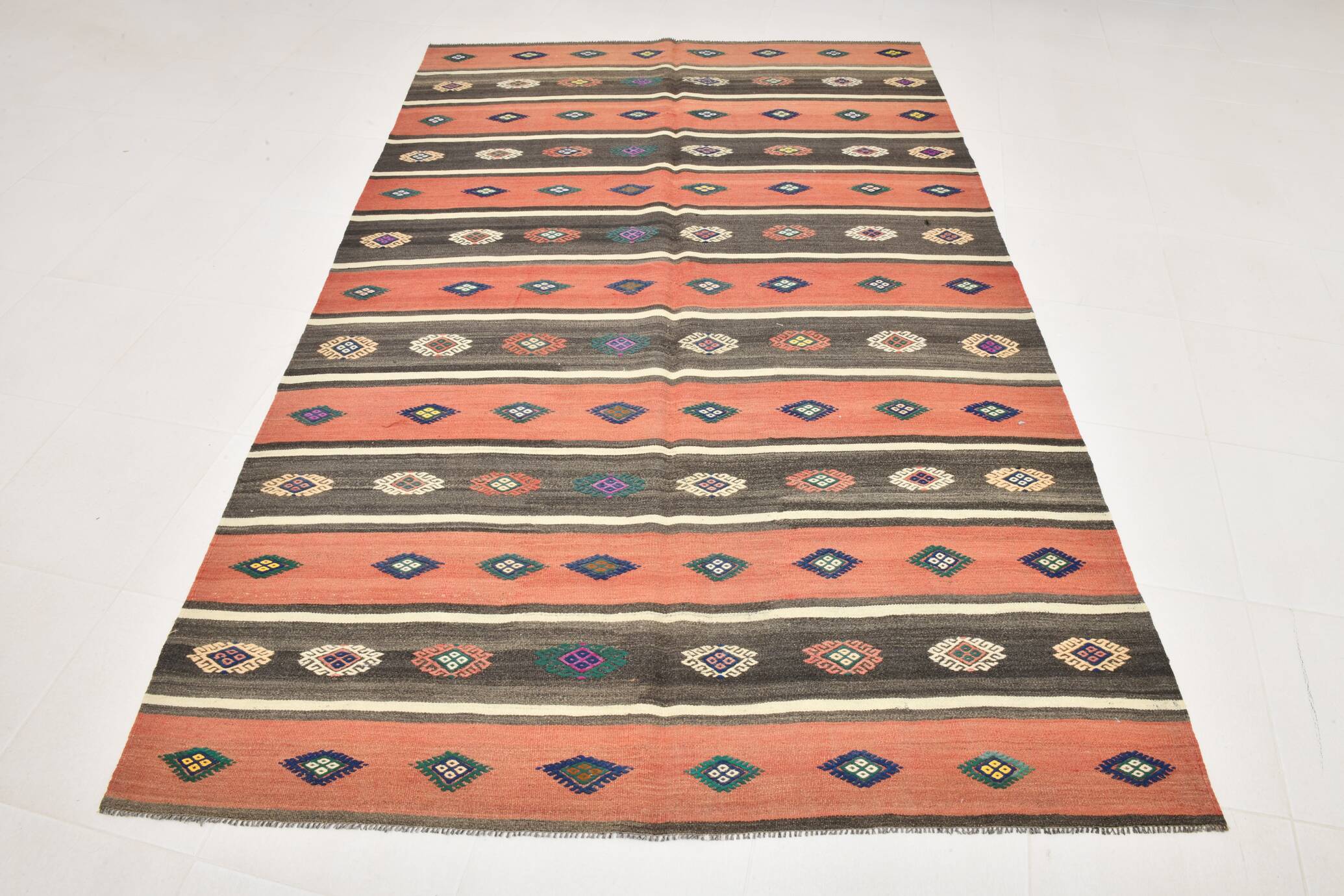 6x9 Terracotta Red & Brown Vintage Kilim Rug, Rugged Carpet, 175x270Cm