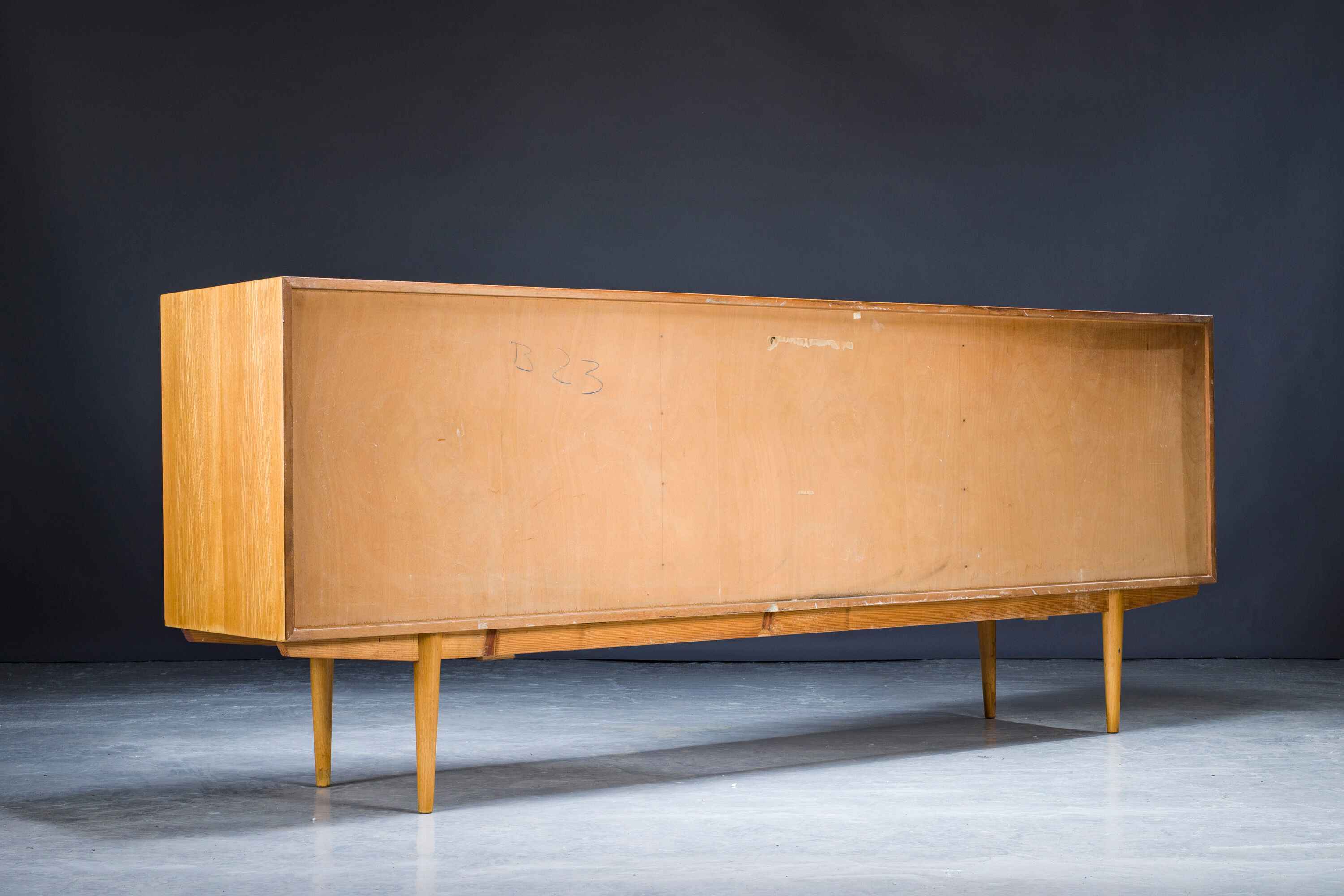 Buffet en pin du milieu du siècle de Musterring International, années 1960