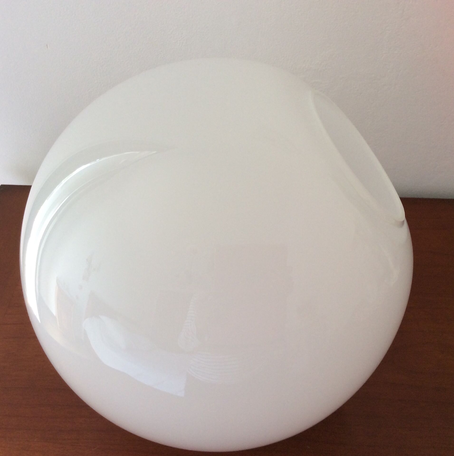 White opal globe
