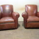 Club armchairs with straight backrest