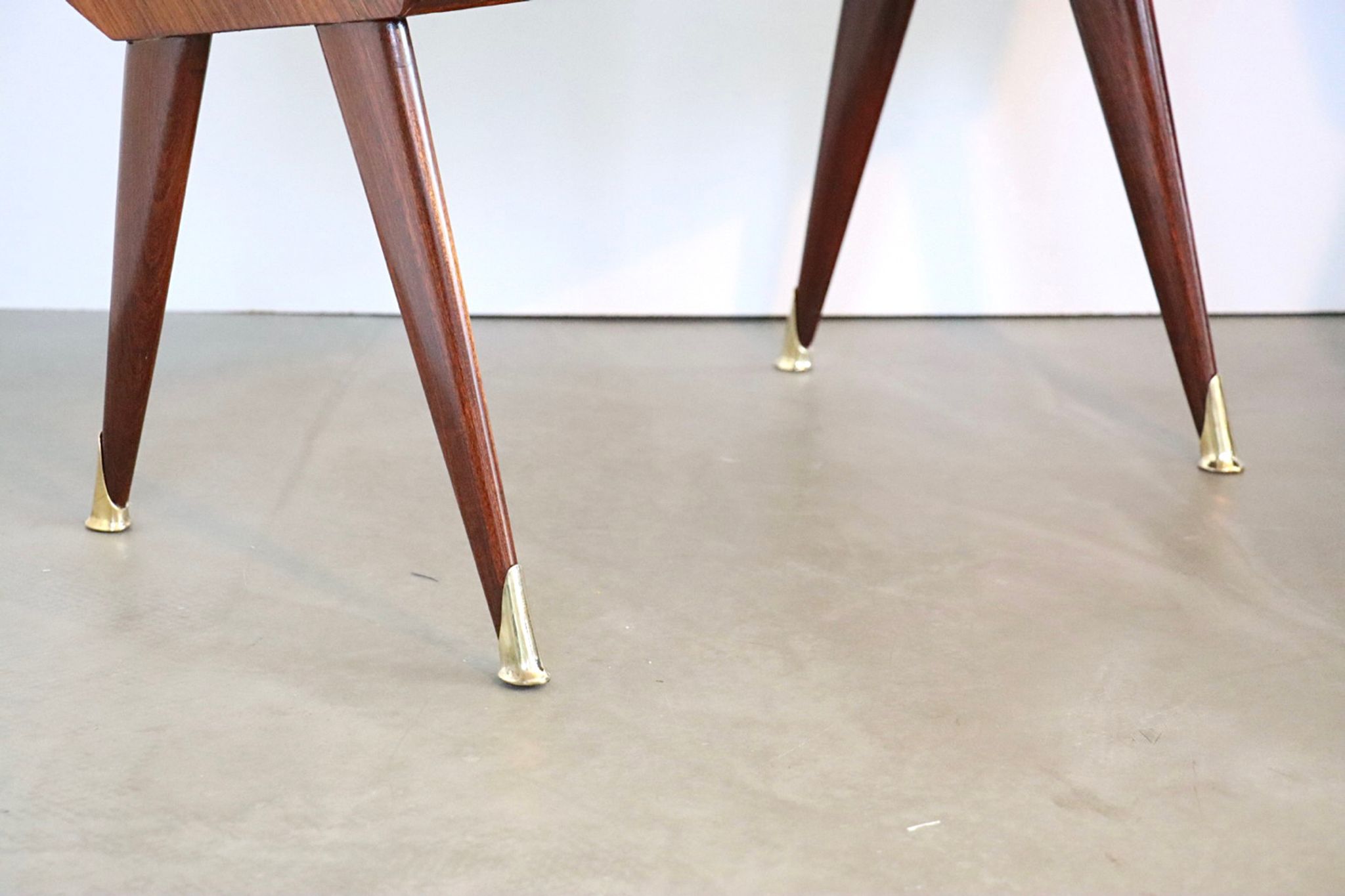 Paire de tables de nuit