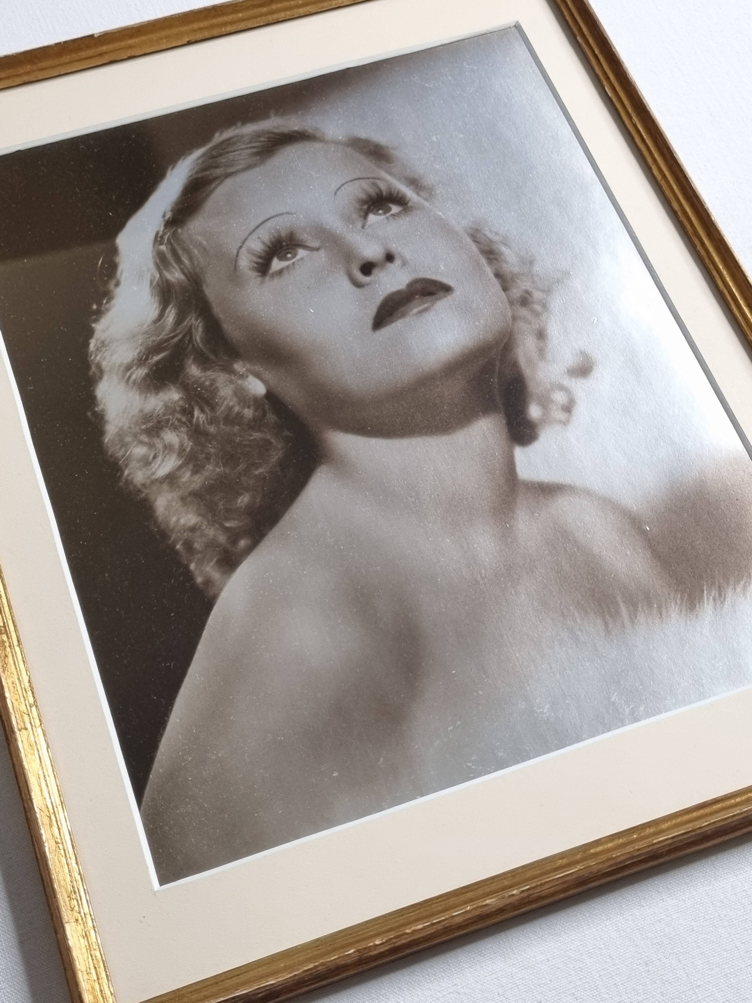 Portrait of Lilian Harvey – Framed glossy print, 1930