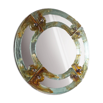 Miroir rond vénitien en verre de Murano ambré par Mazzega, 1960