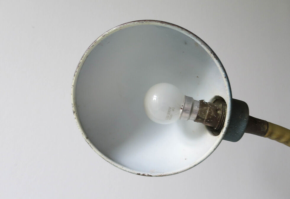 Lampe de bureau industrielle