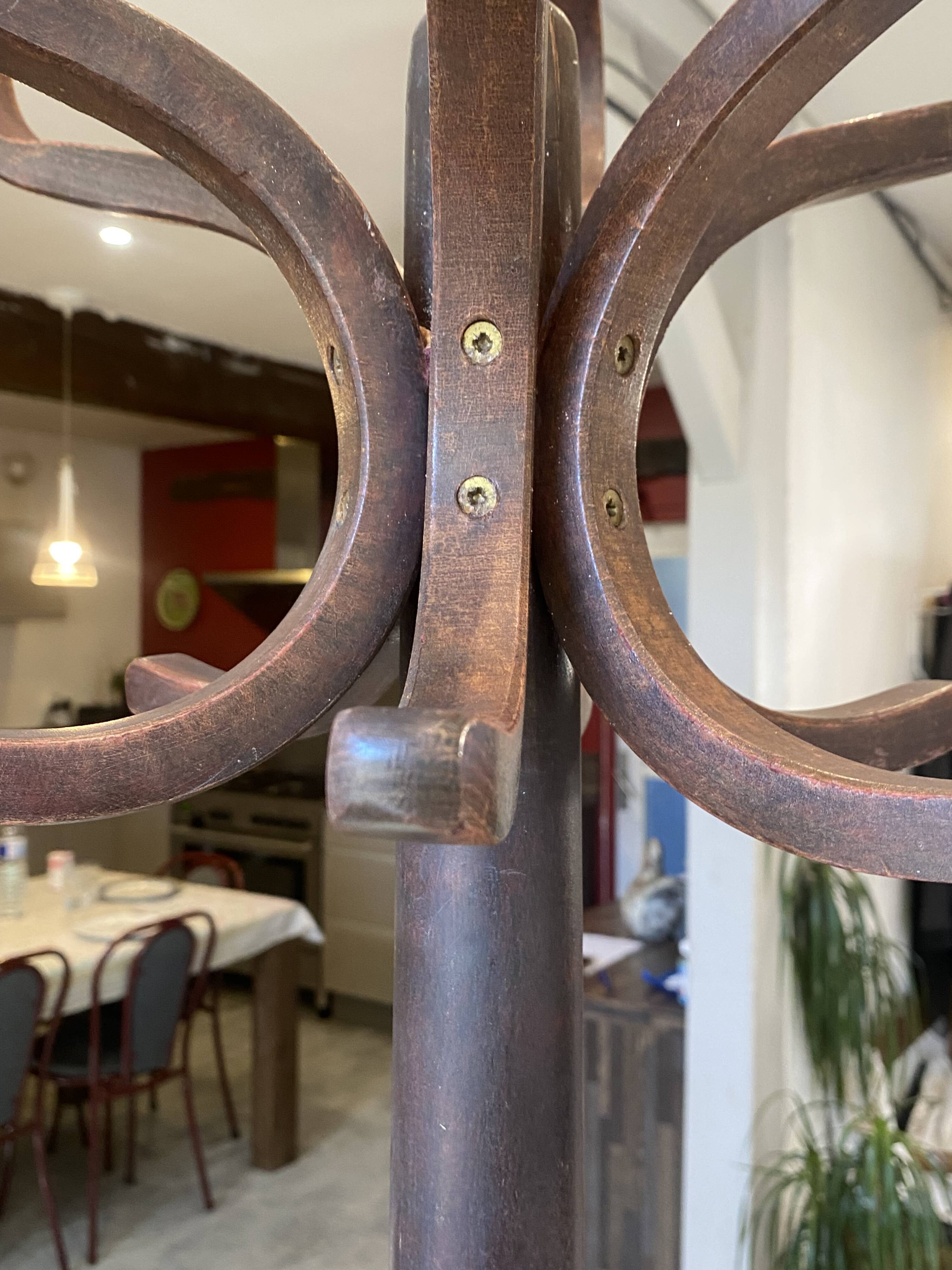 Porte manteau perroquet pivotant style bistrot 1960
