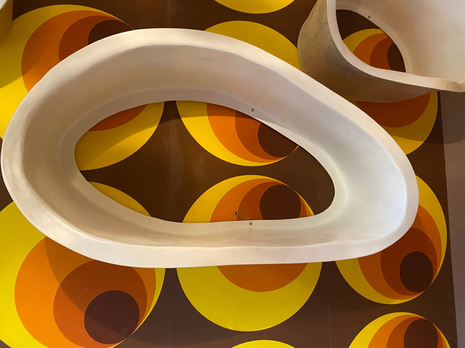 3 vintage ovoid shelves