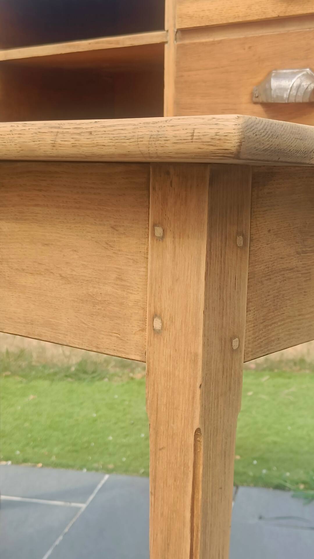 Antique solid oak desk with steps – 5 drawers