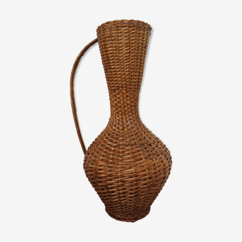 Wicker vase with ancient Cove of very beautiful personable