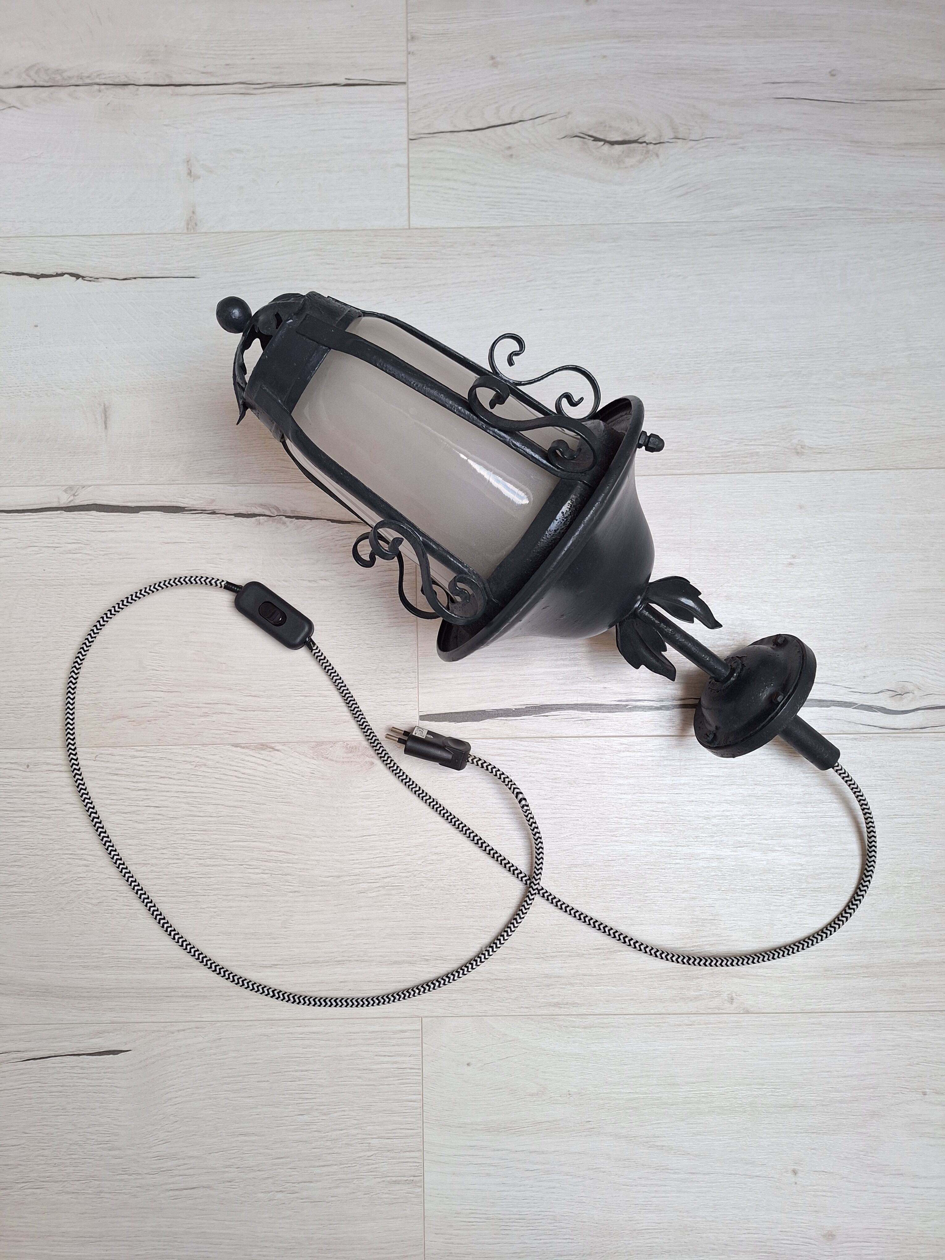 Portable lamp