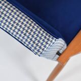 Fauteuil d’origine « Fox » restauré design H.Lis années 1970, pied de poule bleu