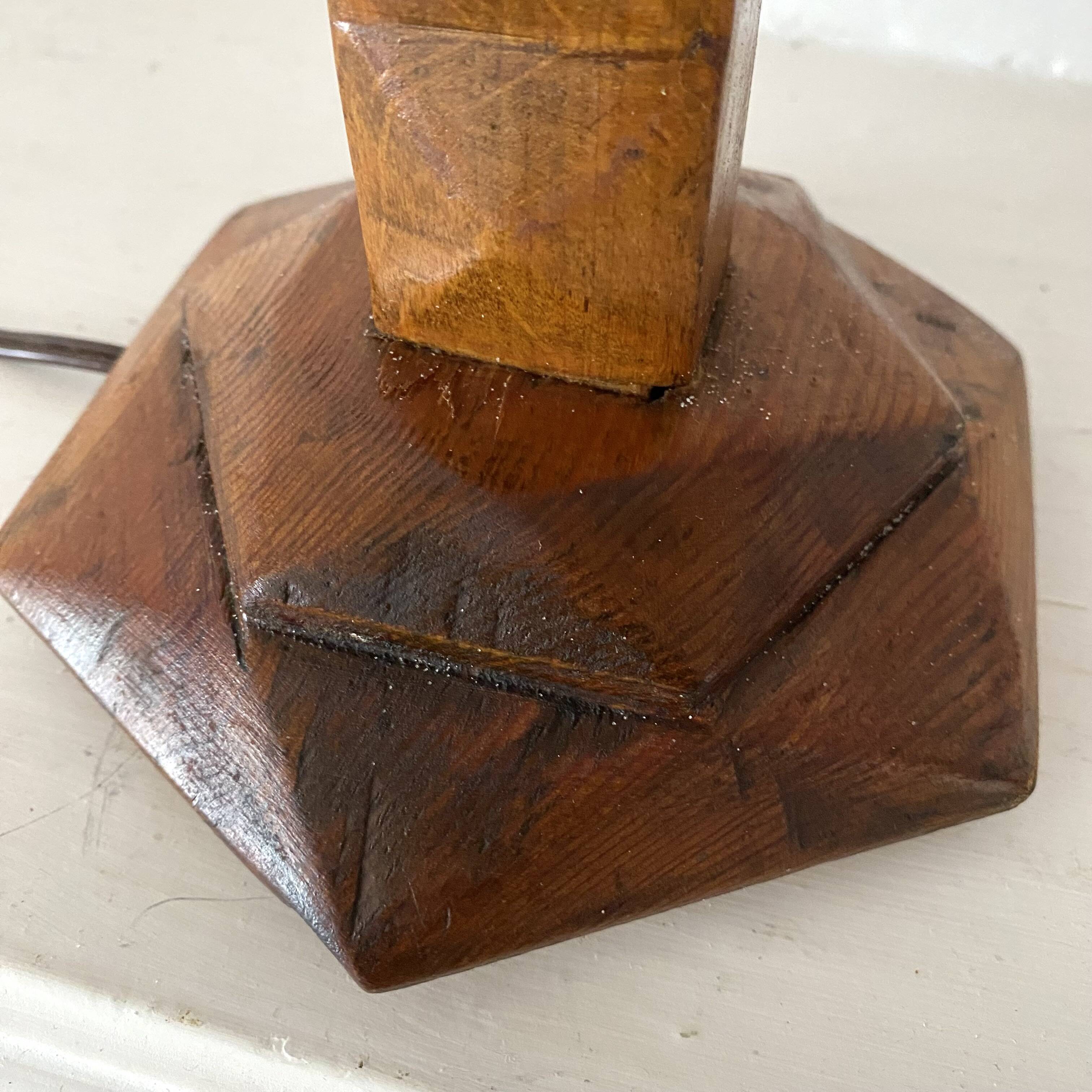 Art Deco lamp in carved wood and jute