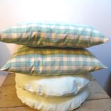 Product BHV Round cushion in cedon green linen.