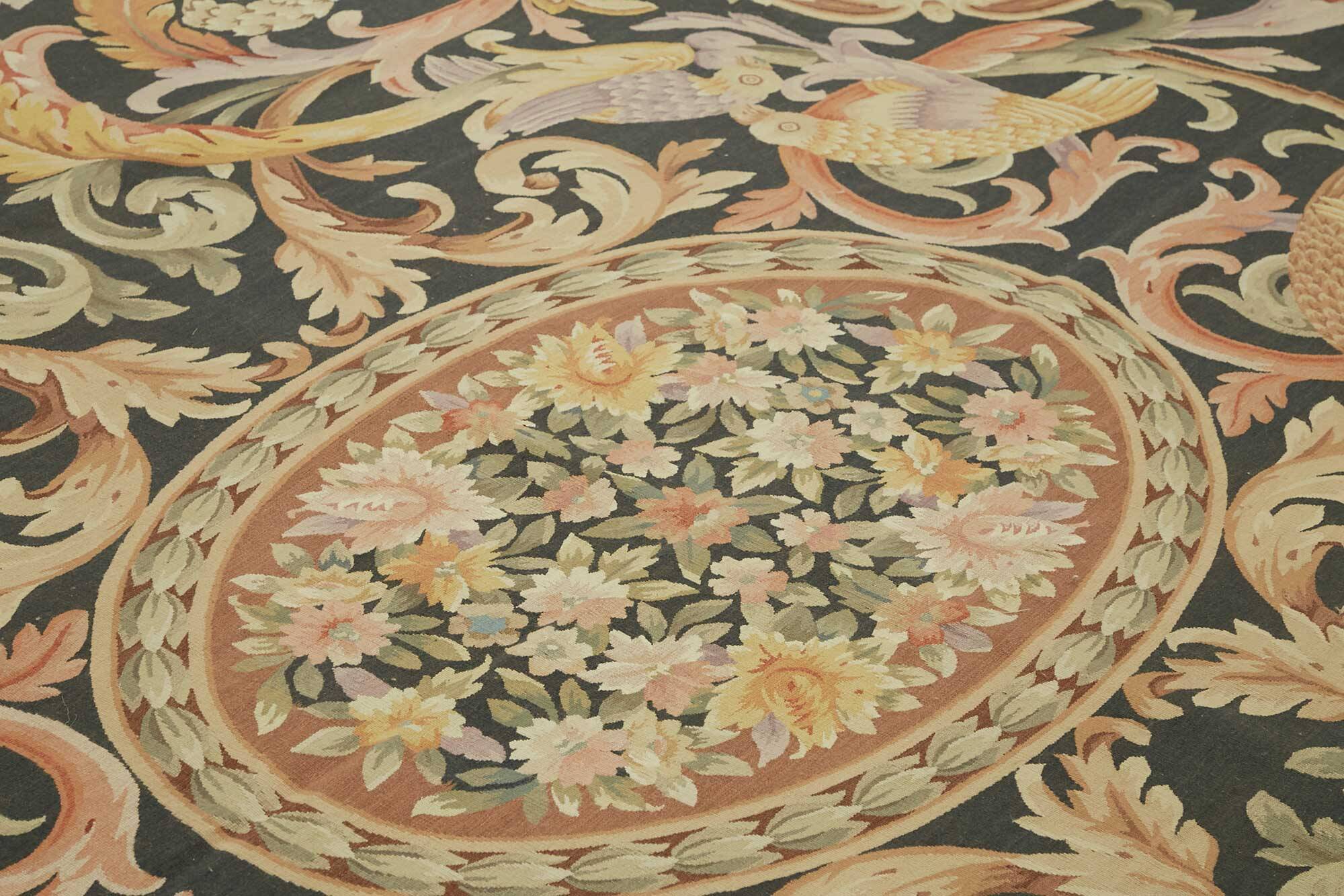 Handmade European Vintage Aubusson Kilim 296 cm x 426 cm