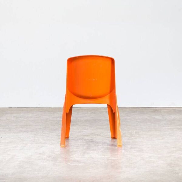 Chaise Gilac en plastique orange