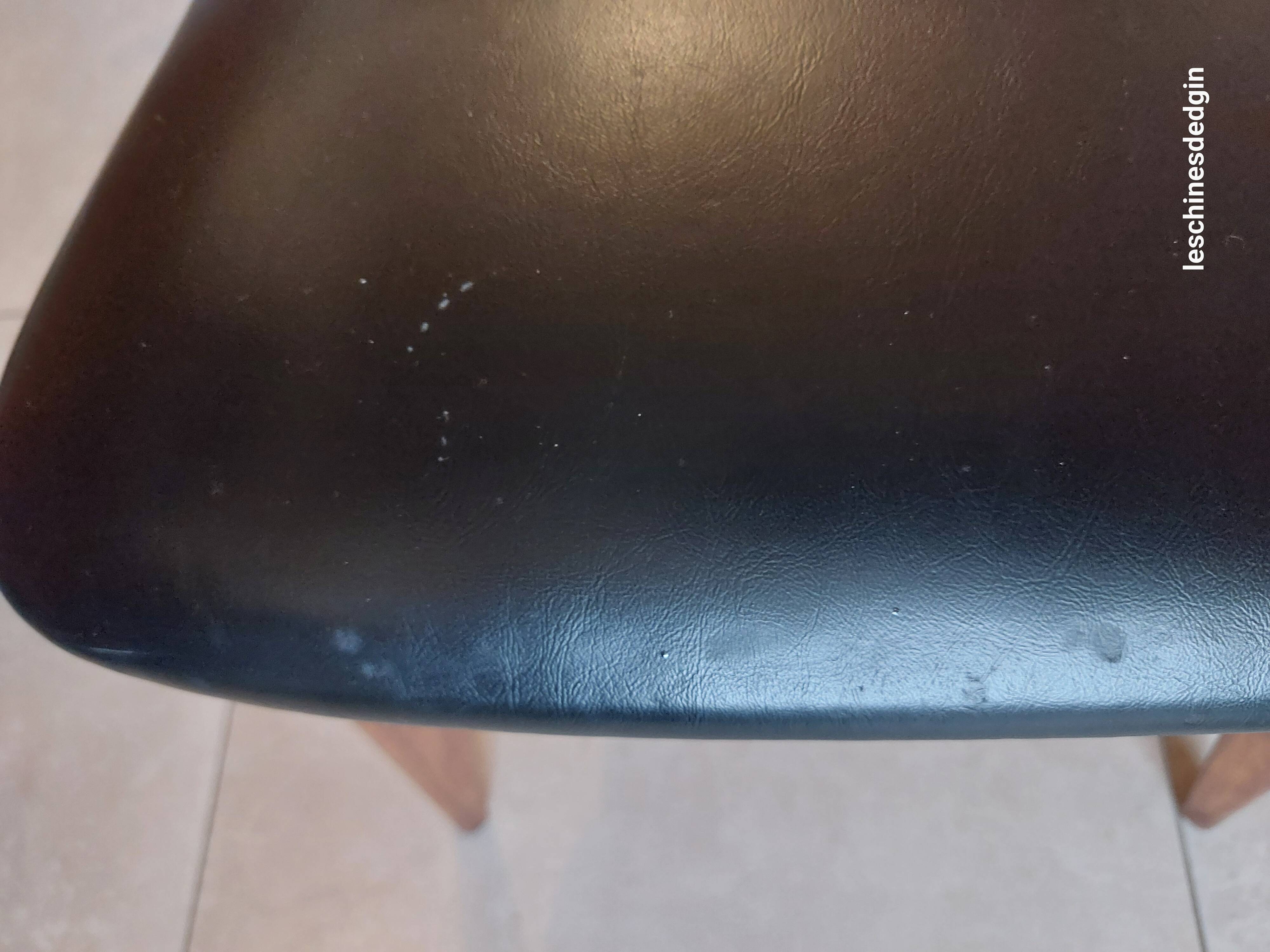 5 chairs in wood and black faux leather, Scandinavian style
