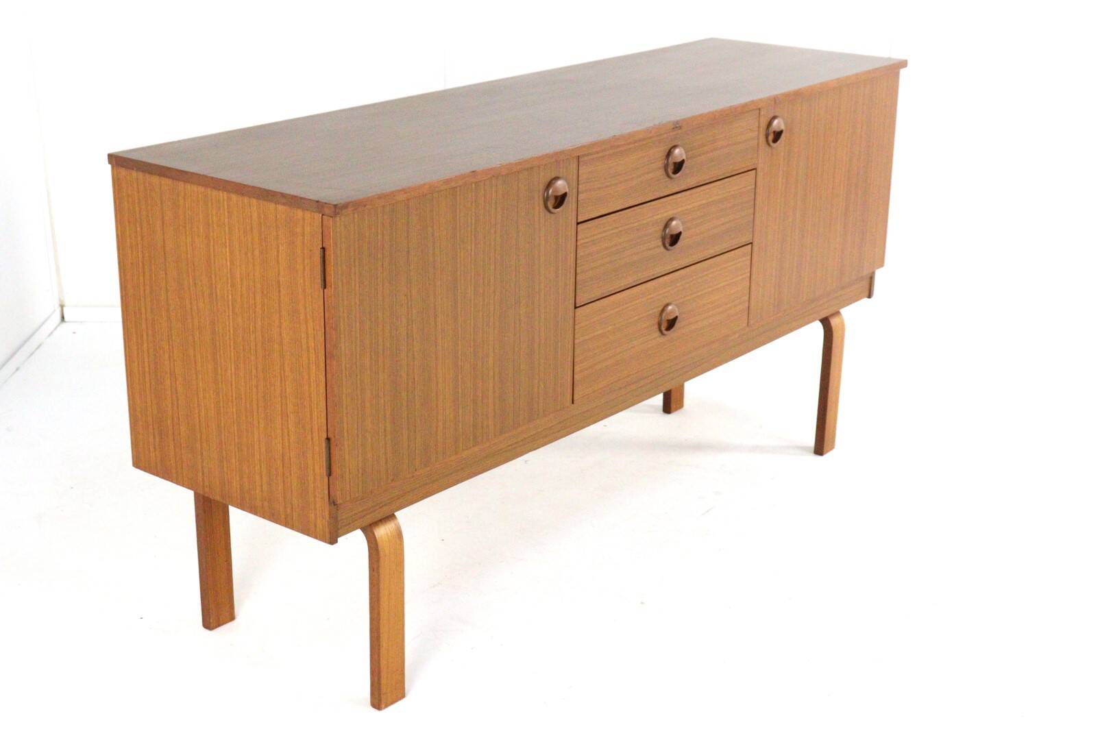 Schreiber “Manchester” sideboard | 149.5cm