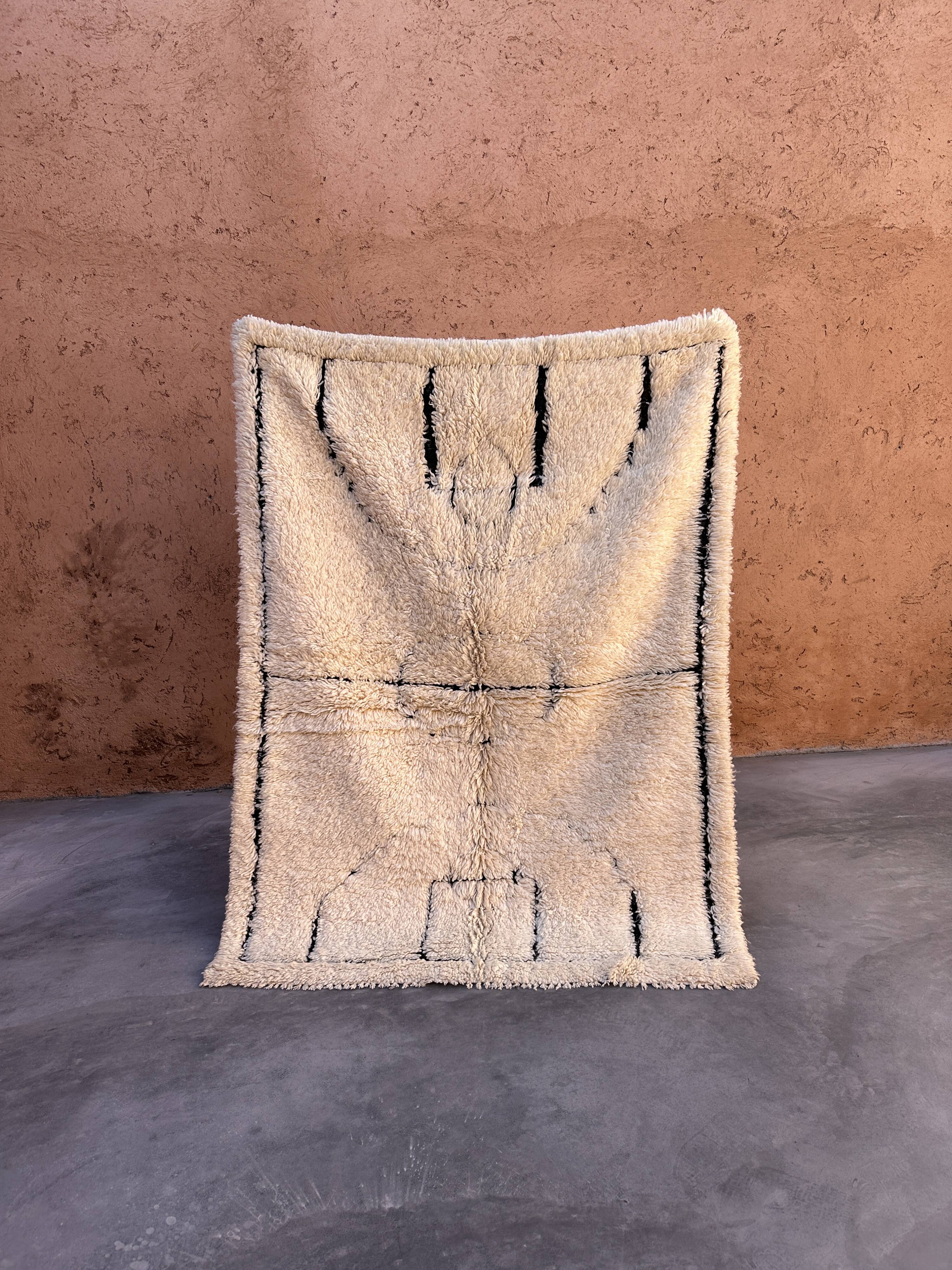 White Marmoucha Moroccan rug - 200 x 148 cm