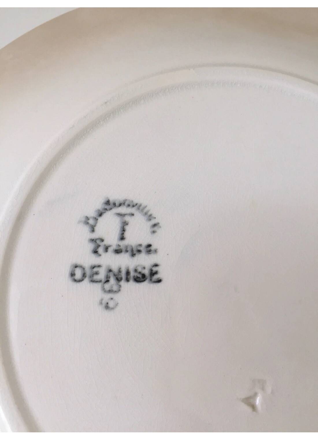 Assiettes à desserts Terre de Fer décor fleurs Badonviller Denise