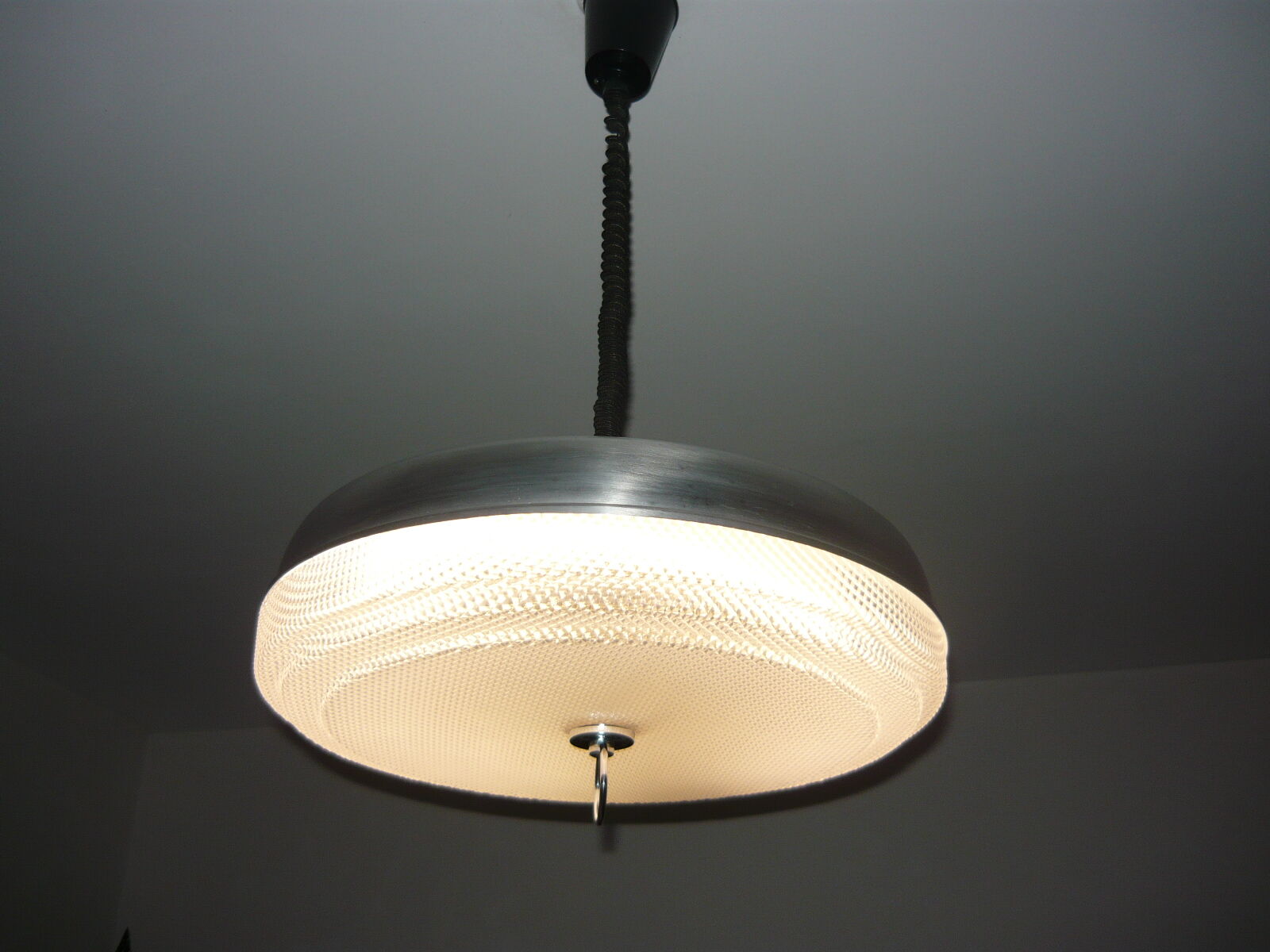 Suspension space age ufo years 70