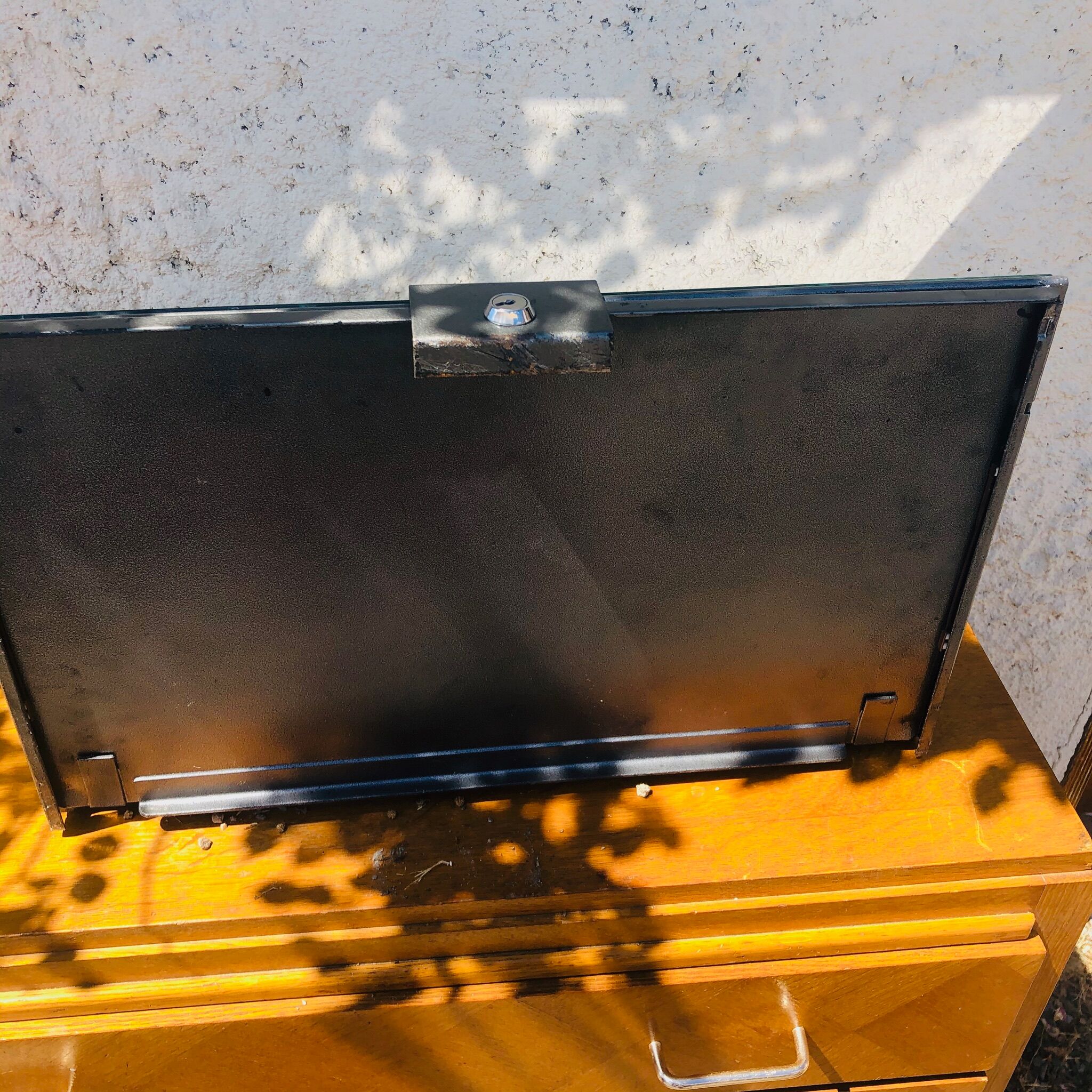 Industrial retro showcase