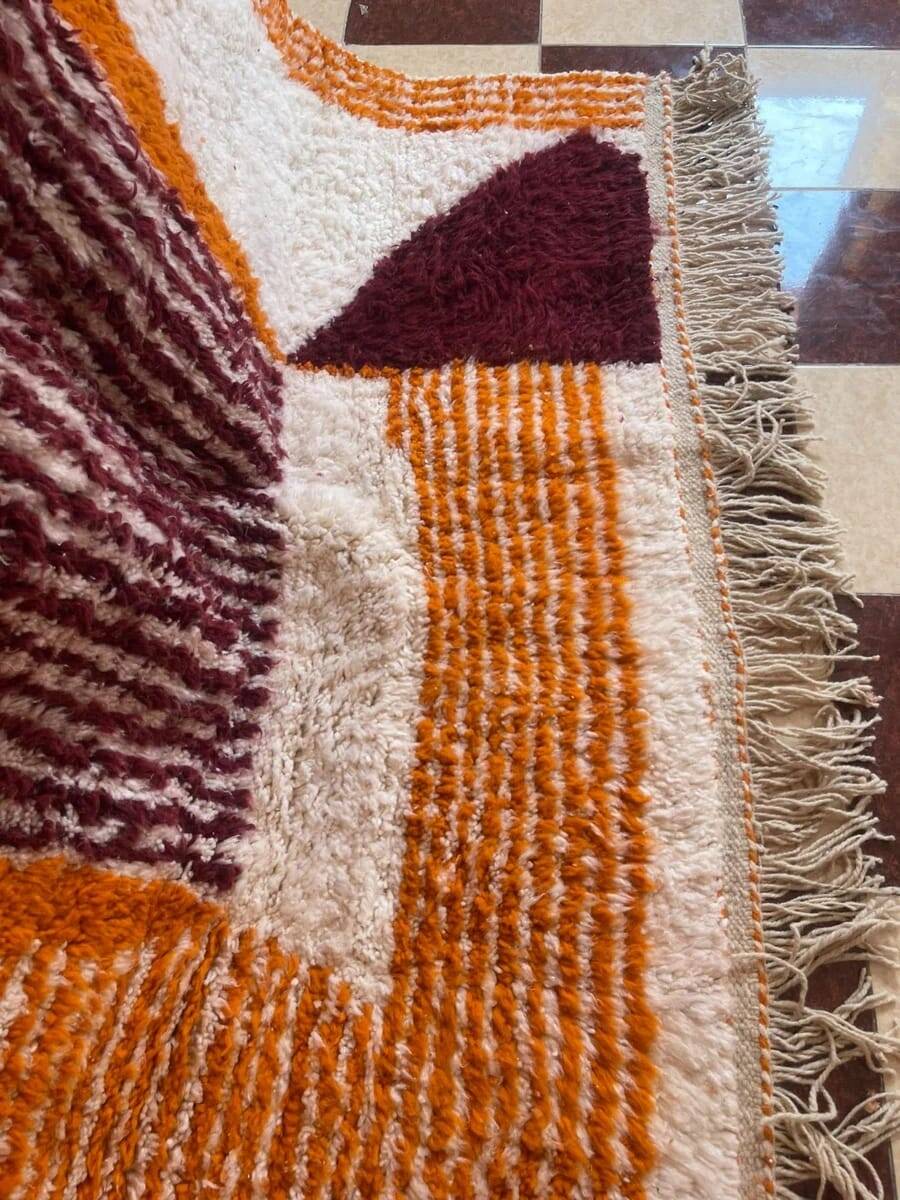 Traditional handmade Berber rug size 150 x 250 cm