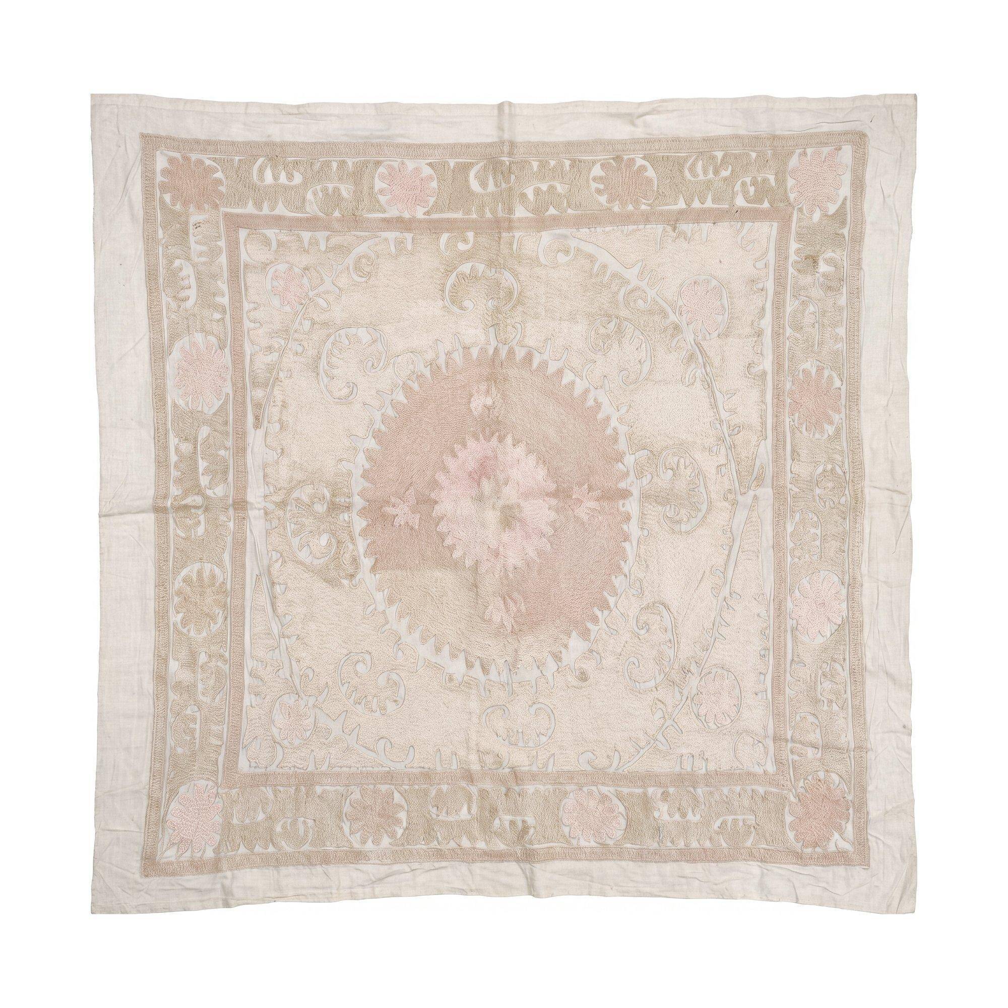 Vintage hand-embroidered tablecloth 140x154 cm