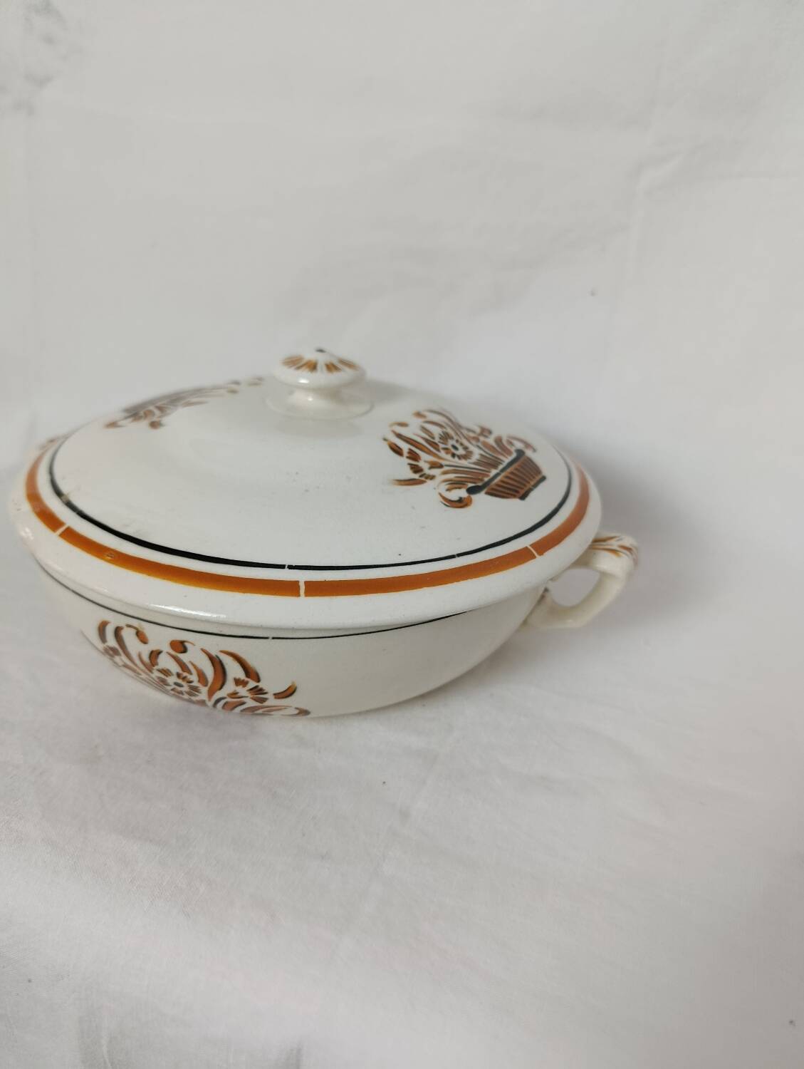 Vegetable dish/ Soup tureen Badonviller model DJERBA