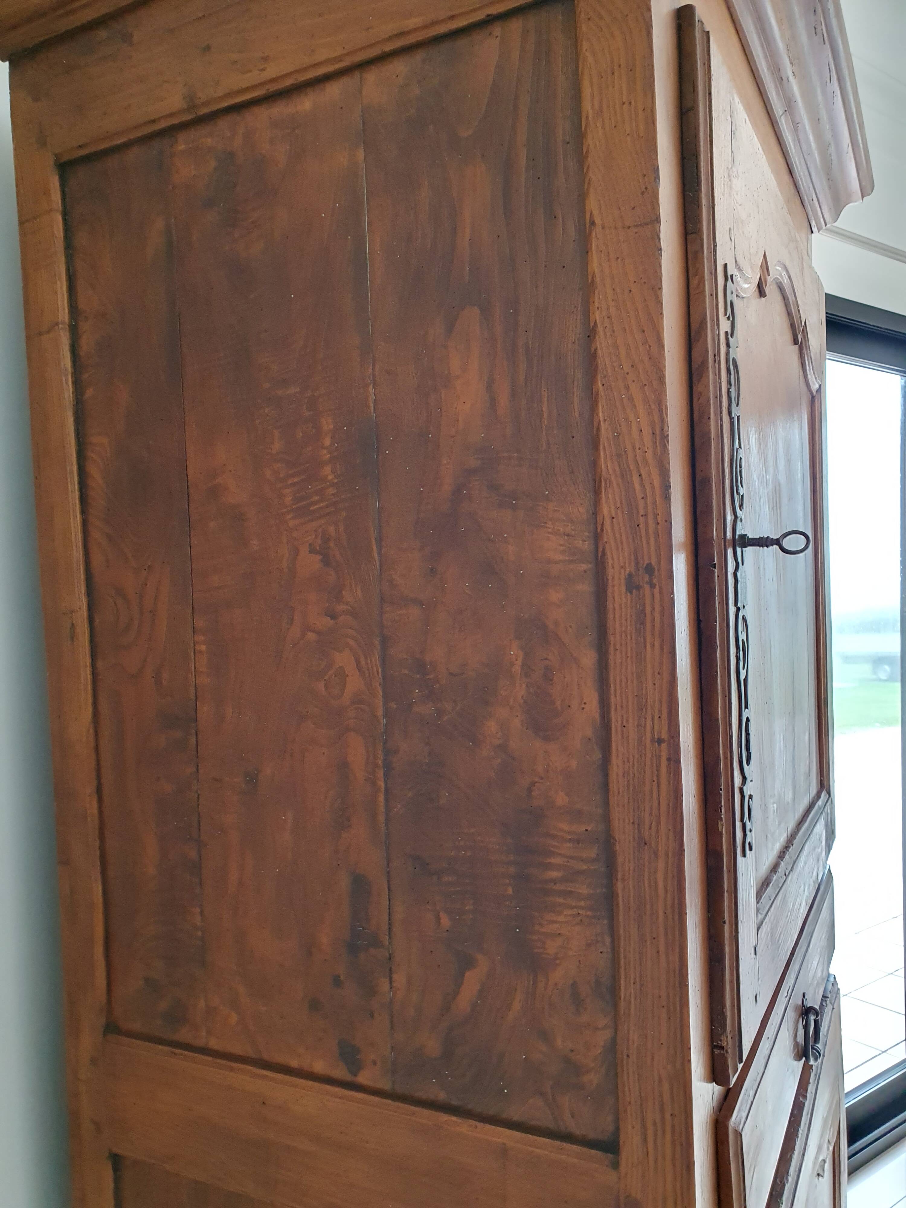 Standing man, solid oak wardrobe