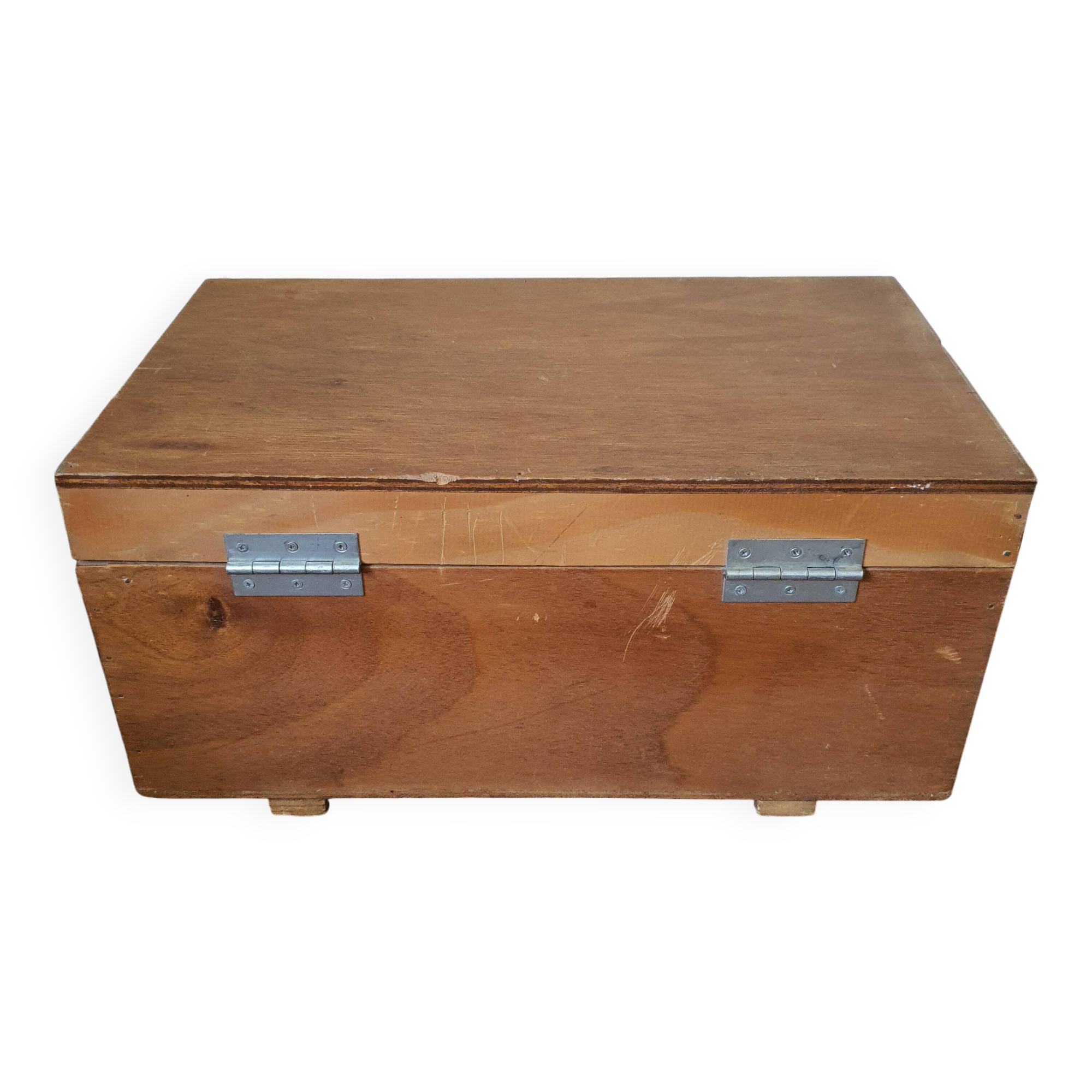 Industrial chest