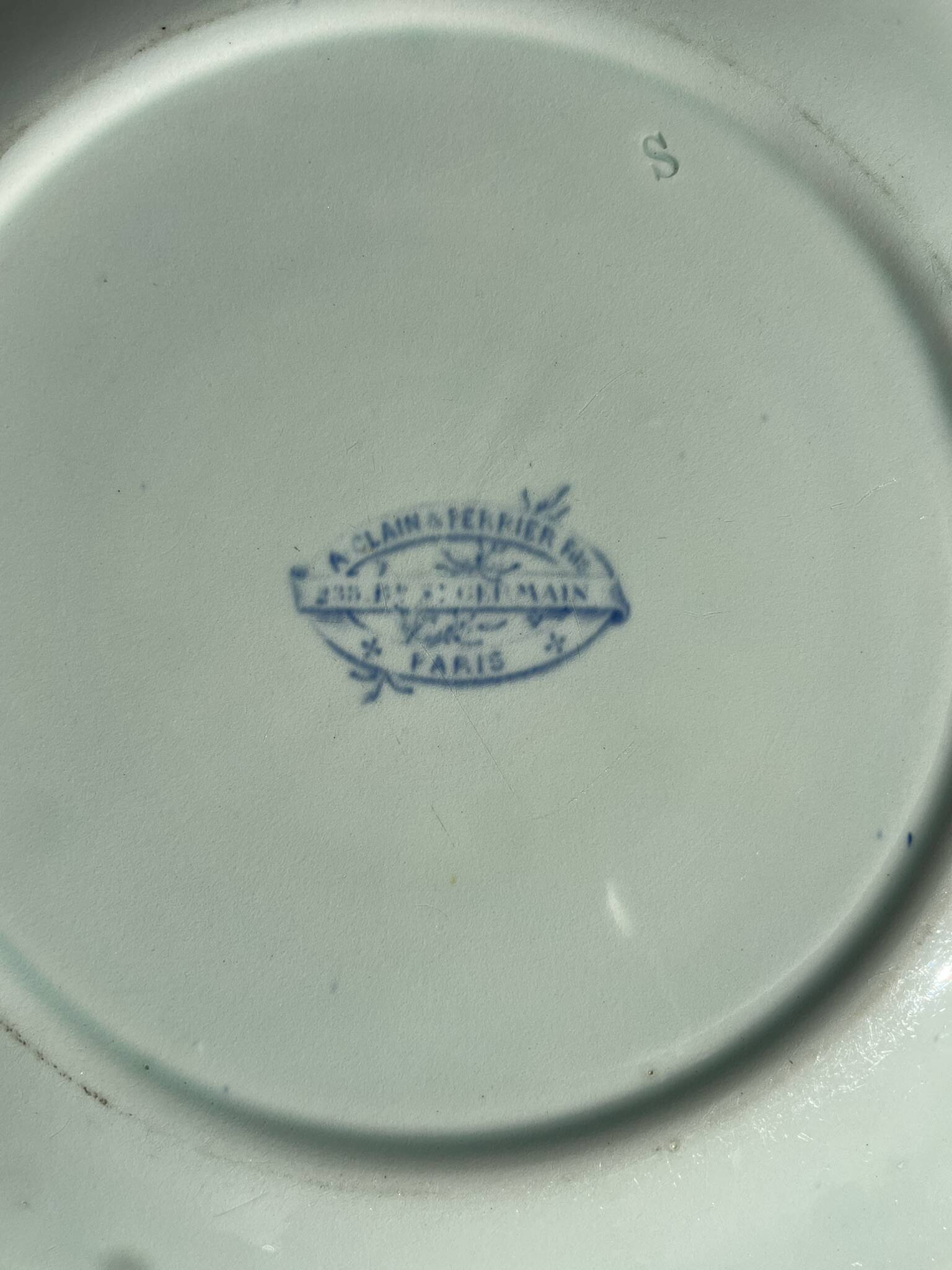 Large plate with A. Clain & Perrier Fils coat of arms