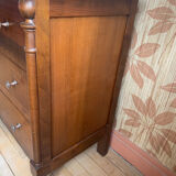 Antique chest of drawers