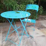 Garden pedestal with chair