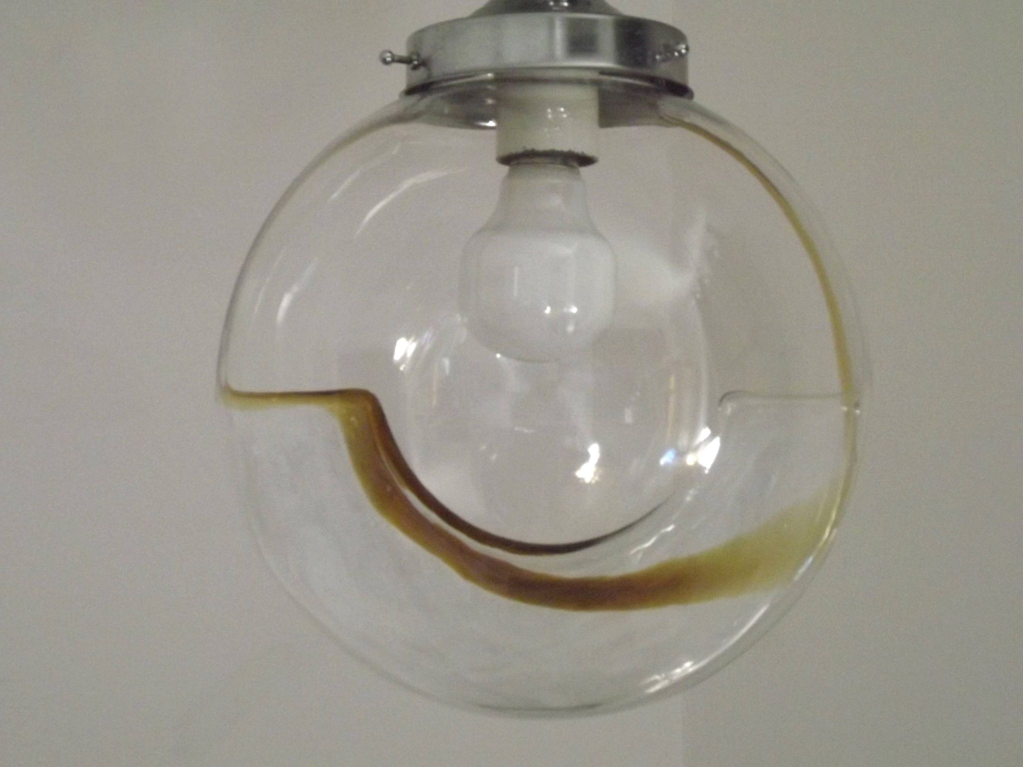 Suspension en verre de Murano ambré dans le goût de Mazzega