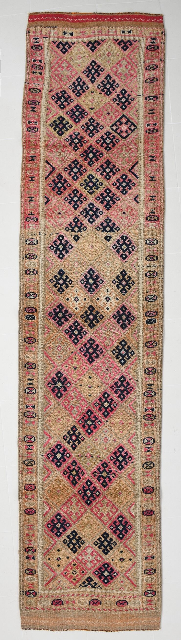 Long entrway runner rug 386x87cm