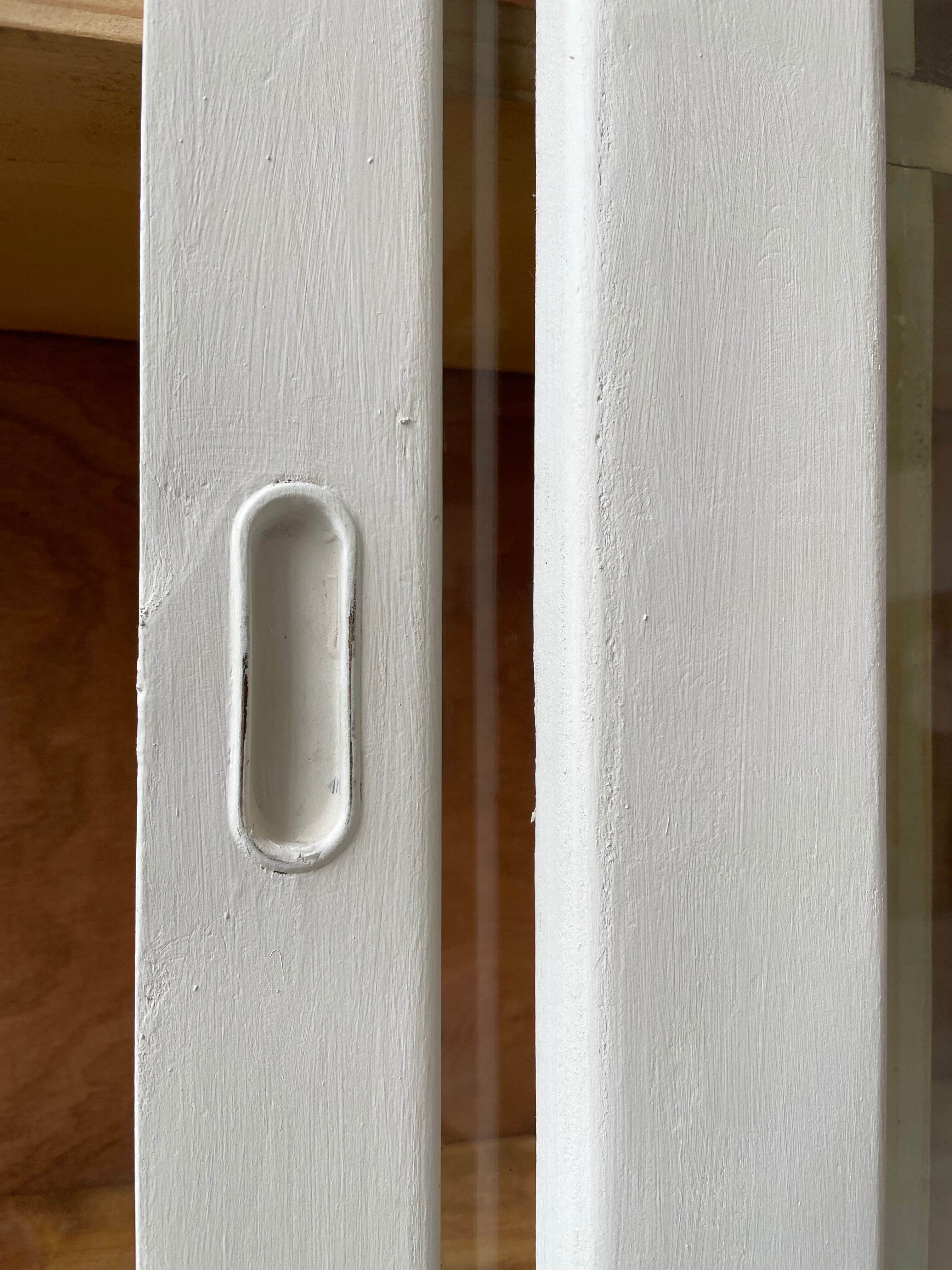 Library showcase ivory white sliding doors