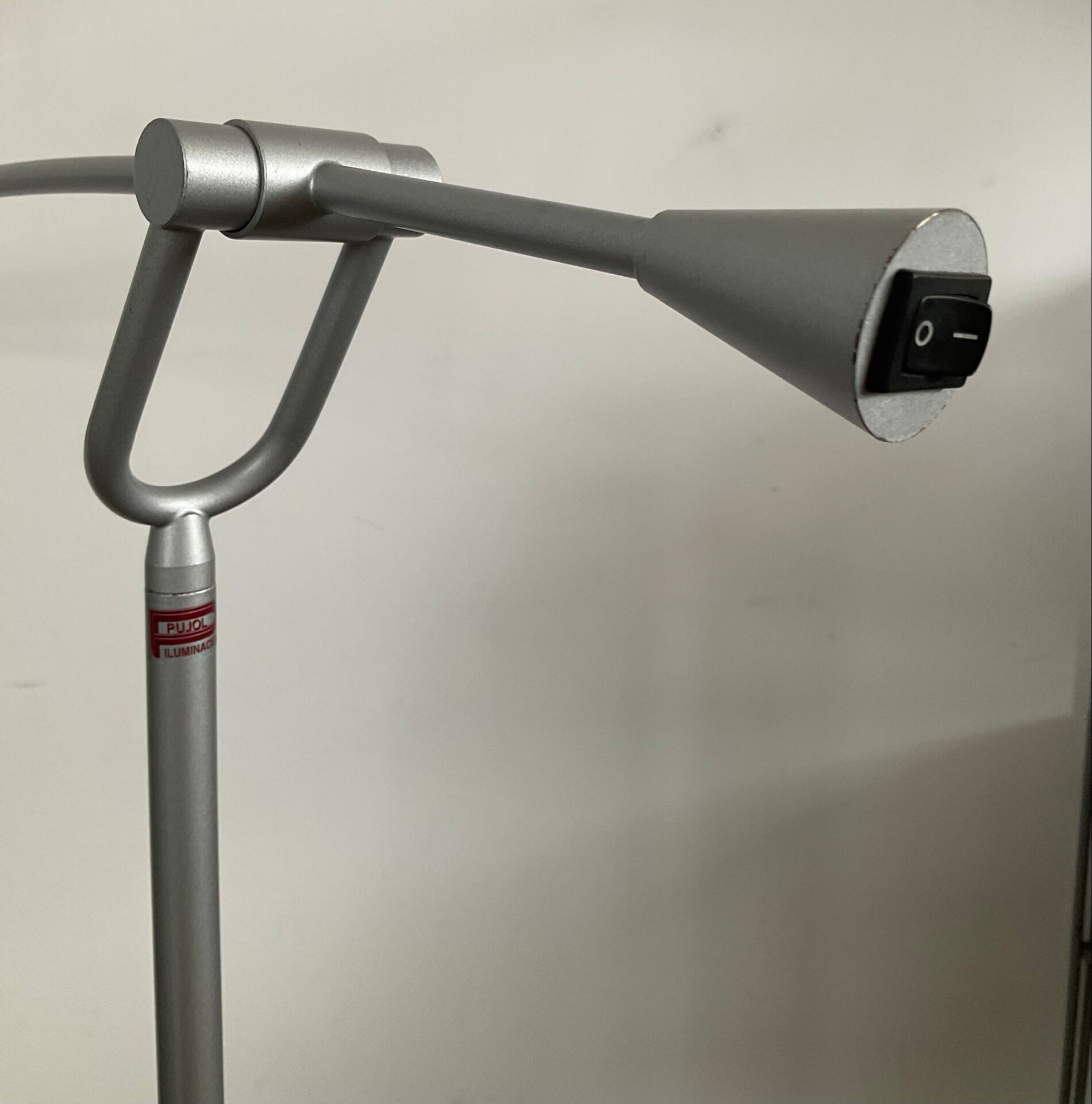 Lampadaire liseuse design Pujol Iluminacion