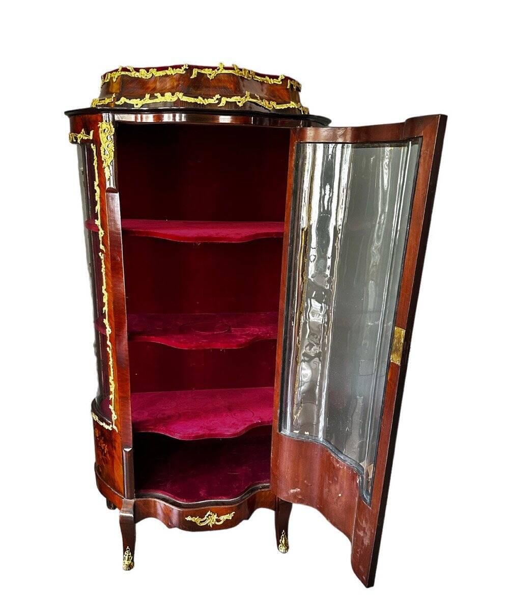"XIXe Siècle, Napoléon III, Paire De Vitrines Aux Bronzes" Elégante paire d