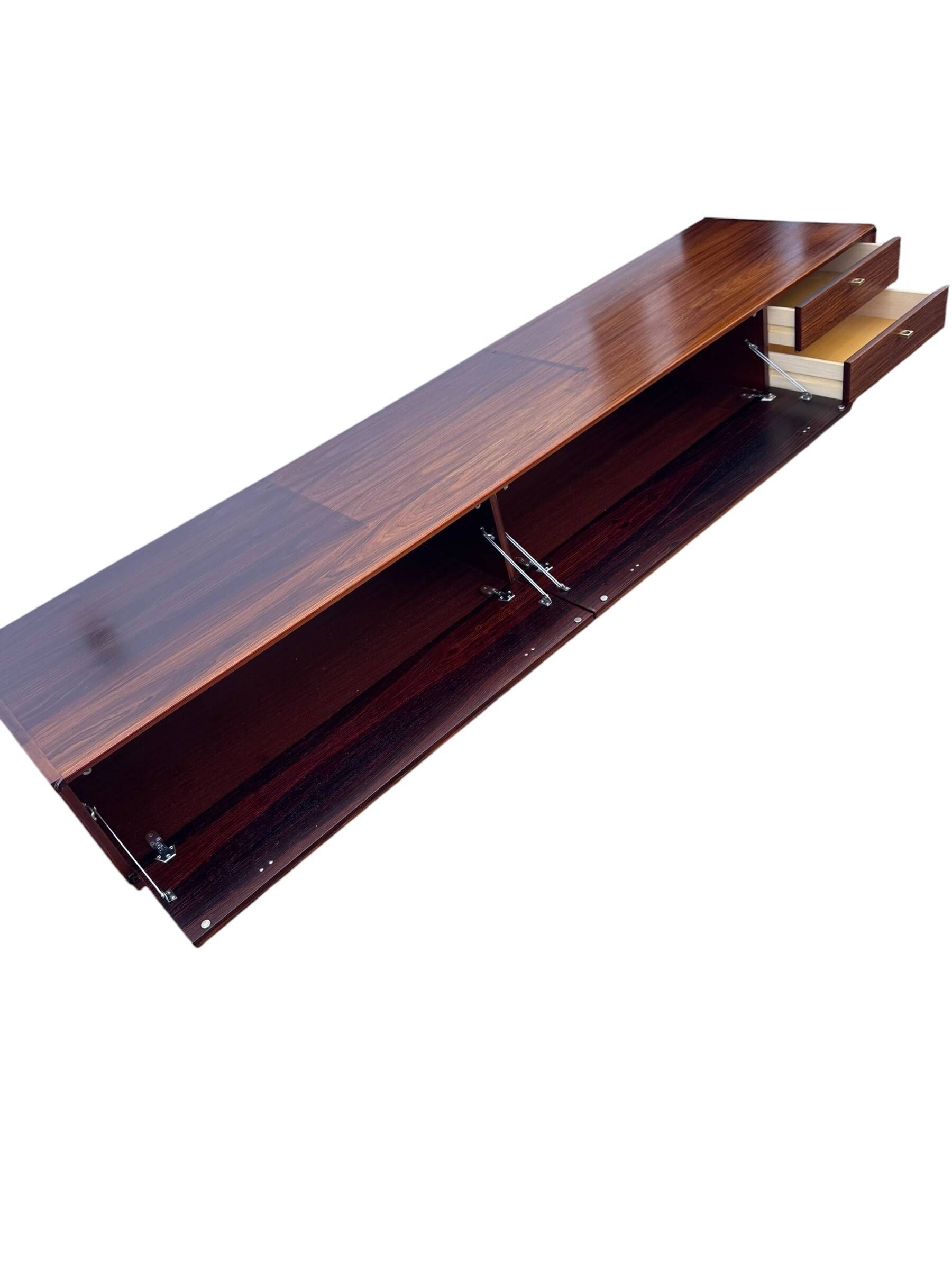 MCM Rosewood Low Board par Fristho